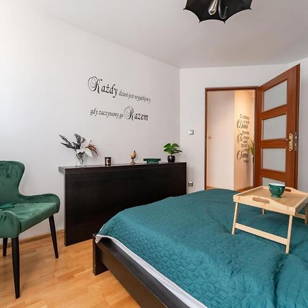 Apartament Ratuszlove - 2 Osobne Sypialnie, Z Widokiem Na Ratusz - By Spaceapart Jelenia Góra Kültér fotó