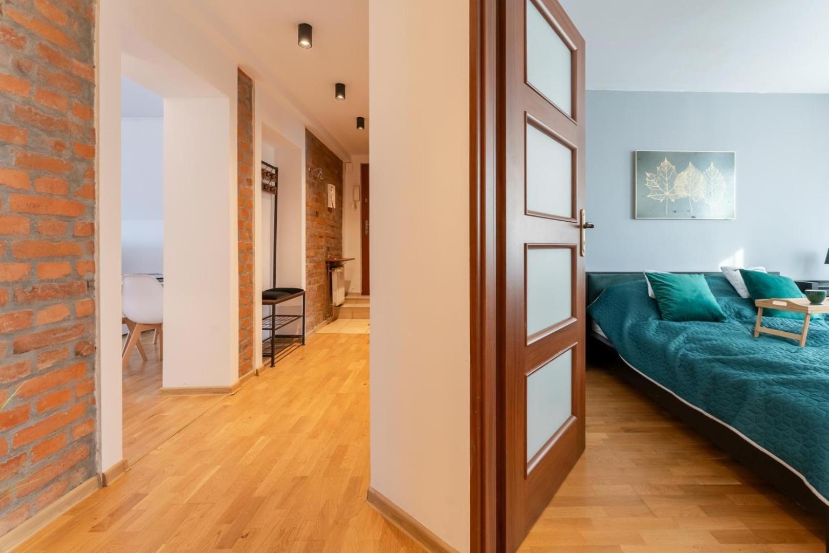 Apartament Ratuszlove - 2 Osobne Sypialnie, Z Widokiem Na Ratusz - By Spaceapart Jelenia Góra Kültér fotó